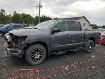  Salvage Nissan Titan