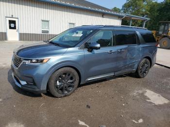  Salvage Kia Carnival