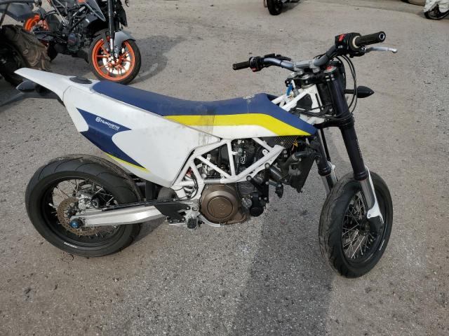  Salvage Husqvarna Motorcycle