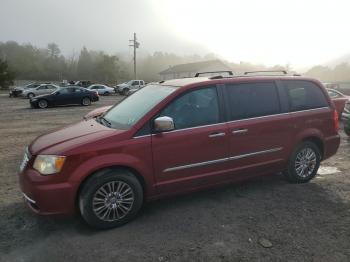  Salvage Chrysler Minivan