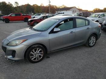  Salvage Mazda 3