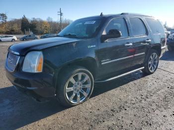  Salvage GMC Yukon