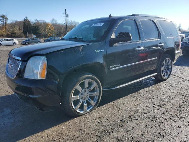  Salvage GMC Yukon