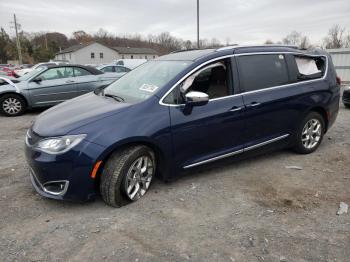  Salvage Chrysler Pacifica