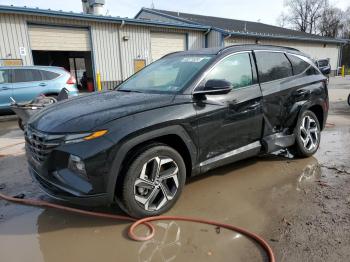  Salvage Hyundai TUCSON