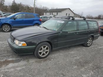  Salvage Volvo V70