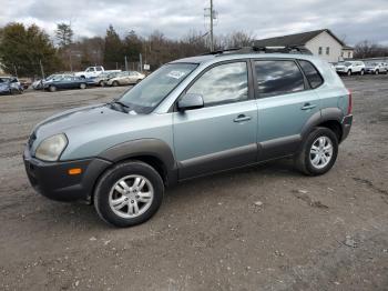  Salvage Hyundai TUCSON