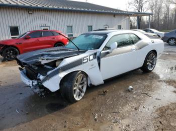  Salvage Dodge Challenger