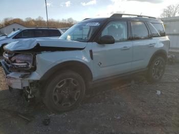  Salvage Ford Bronco