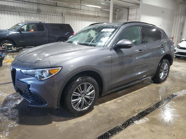  Salvage Alfa Romeo Stelvio