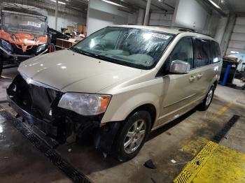  Salvage Chrysler Minivan