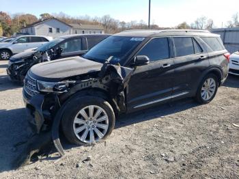  Salvage Ford Explorer