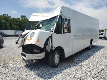  Salvage Freightliner Chassis M