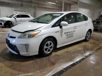  Salvage Toyota Prius