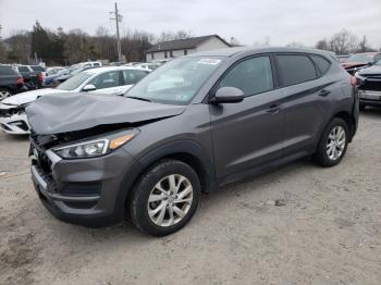  Salvage Hyundai TUCSON