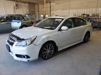  Salvage Subaru Legacy