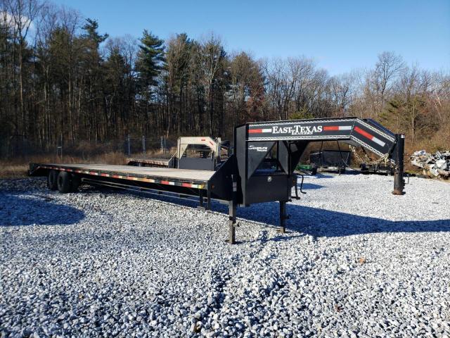  Salvage Fabr Trailer