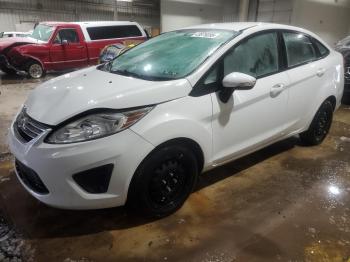  Salvage Ford Fiesta