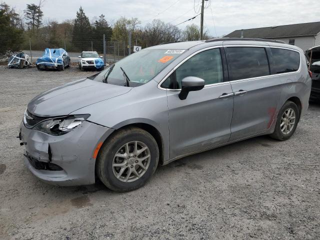  Salvage Chrysler Minivan
