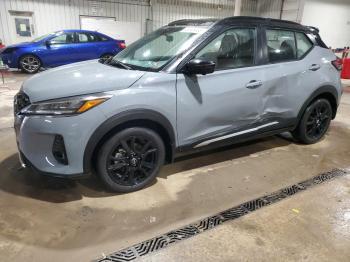  Salvage Nissan Kicks