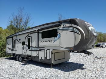  Salvage Jayco Pinnacle