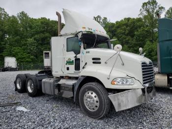  Salvage Mack 600 Cxu600