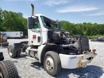  Salvage Freightliner Columbia