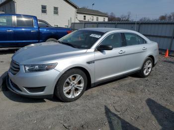  Salvage Ford Taurus