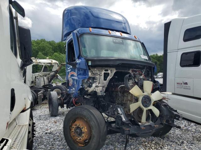  Salvage Freightliner Cascadia 1