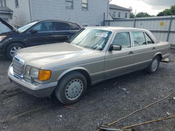  Salvage Mercedes-Benz 560-Class