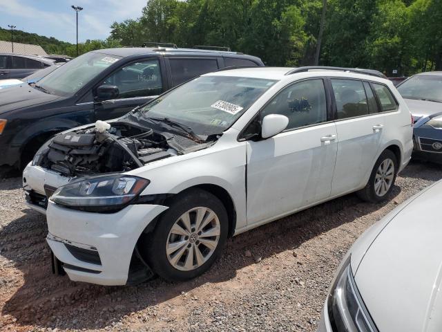  Salvage Volkswagen Golf