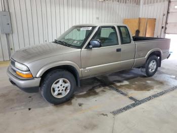  Salvage Chevrolet S-10