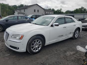  Salvage Chrysler 300