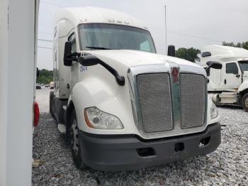  Salvage Kenworth T680