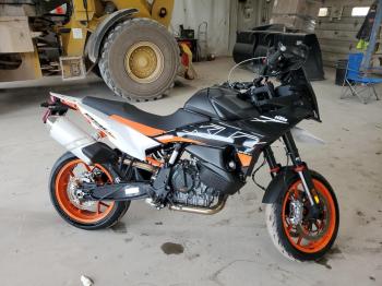  Salvage KTM 890 Advent