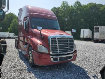  Salvage Freightliner Cascadia 1
