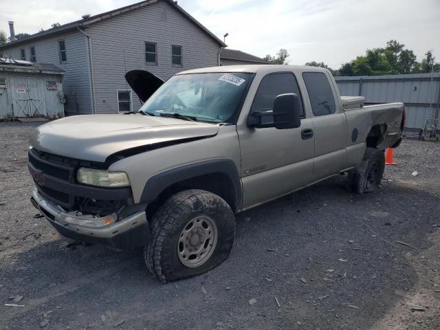  Salvage Chevrolet Silve 2500