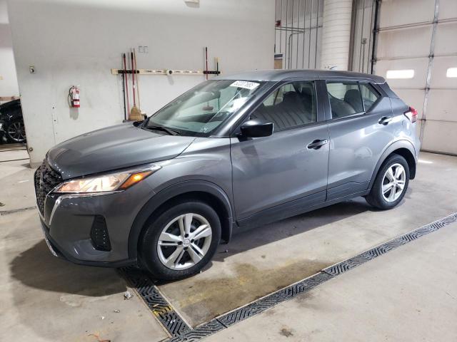 Salvage Nissan Kicks