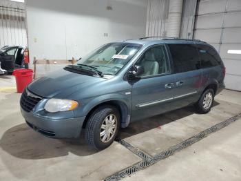  Salvage Chrysler Minivan