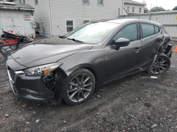  Salvage Mazda 3