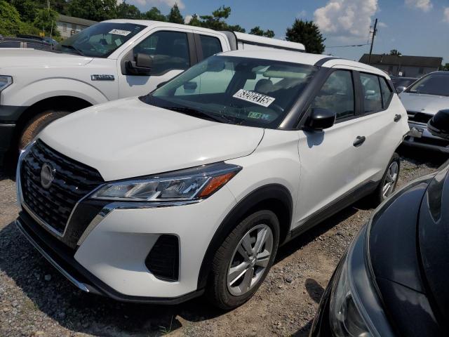  Salvage Nissan Kicks