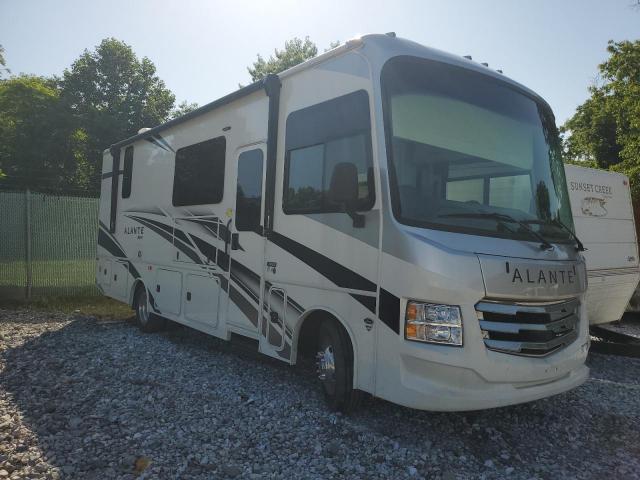  Salvage Jaycee Motorhome