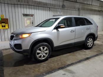  Salvage Kia Sorento