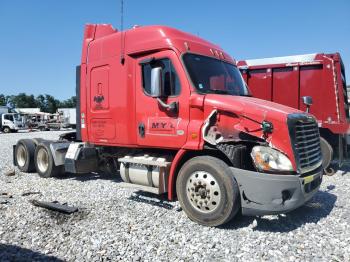  Salvage Freightliner Cascadia 1