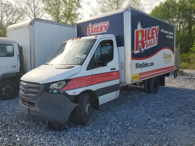  Salvage Mercedes-Benz Sprinter