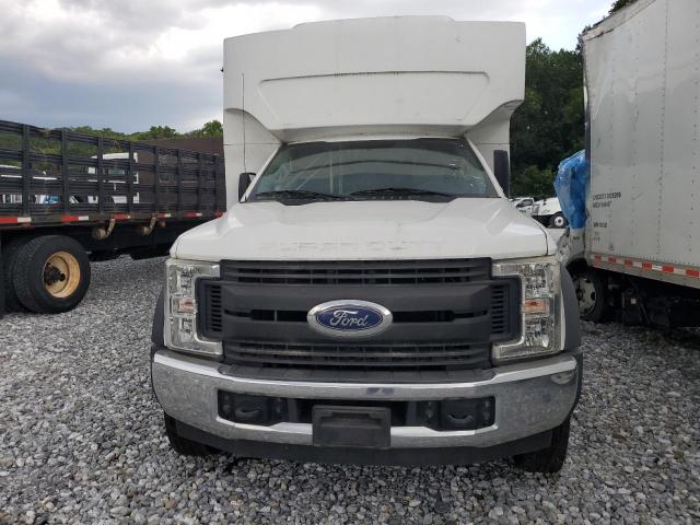 Ford F-550 Super Duty Image 4