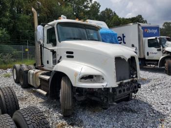  Salvage Mack Cxu613