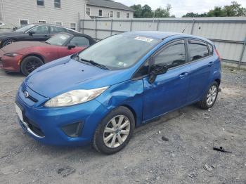  Salvage Ford Fiesta