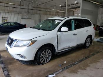  Salvage Nissan Pathfinder
