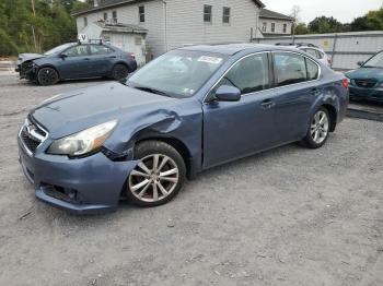  Salvage Subaru Legacy
